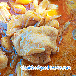 แกงมัสมั่นไก่-อ่าหารถวายพระ