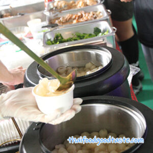 จัดเลี้ยงนอกสถานที่ใกล้ฉัน
